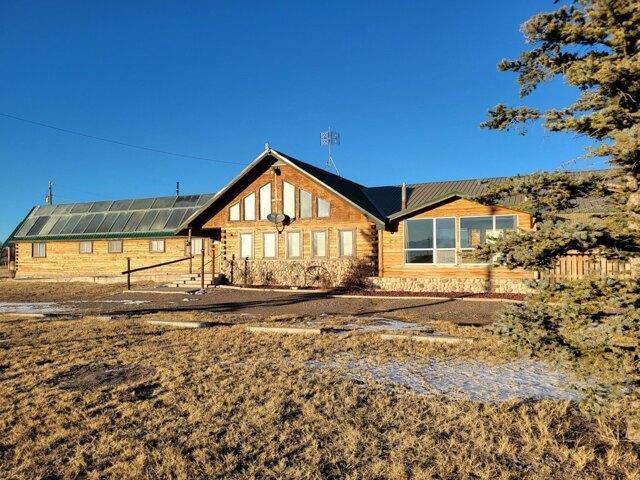 House for sale in Center