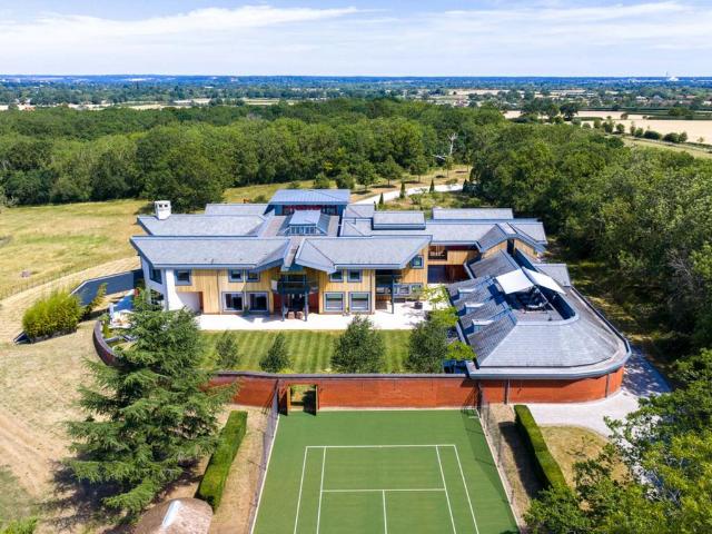 House for sale in Fifield, Bray