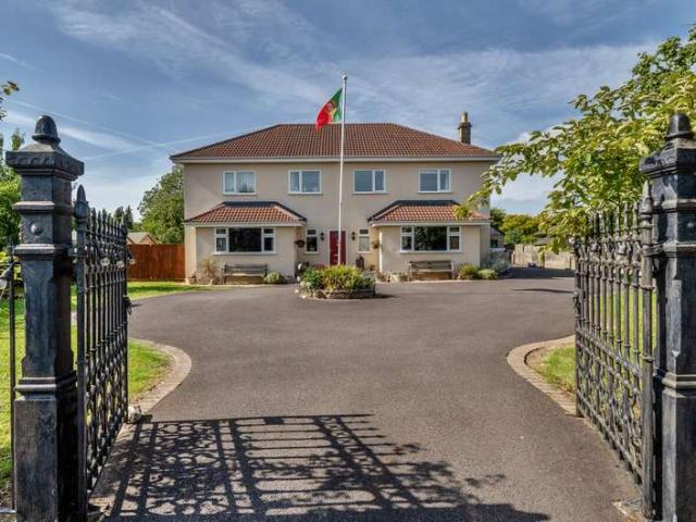 Farm for sale in Peasedown St John, Bath And North East Somerset