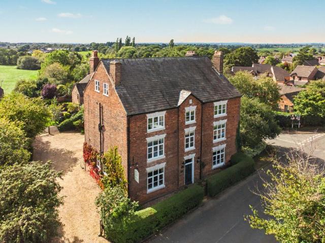 House for sale in Pickmere