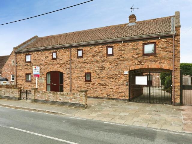 House for sale in Pollington, East Riding Of Yorkshire
