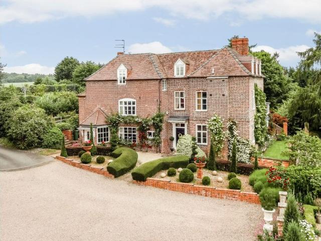 House for sale in Bromesberrow Heath, Bromsberrow Heath