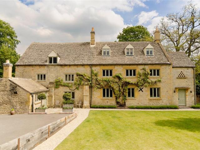 House for sale in Fossebridge, Gloucestershire