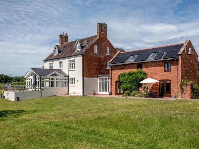 House for sale in Somerset