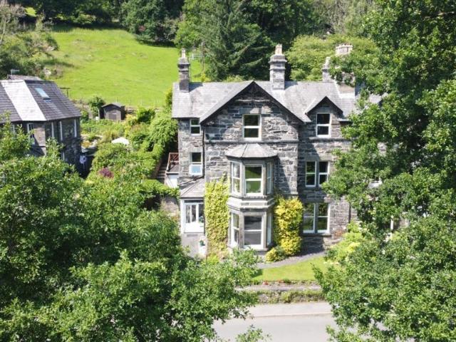 House for sale in Betws-y-coed, Wales
