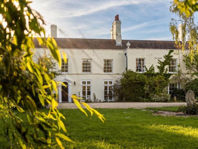 House for sale in Forthampton, Worcestershire
