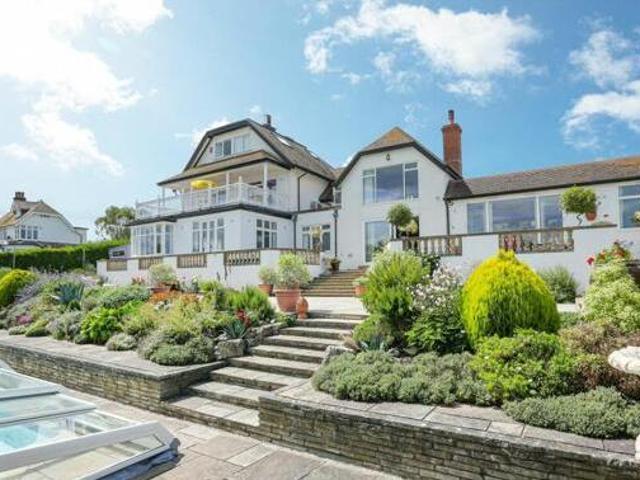 House for sale in Acol, Kent