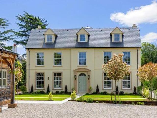 House for sale in Cobham, Elmbridge
