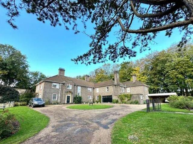 House for sale in Ratton Village, Eastbourne