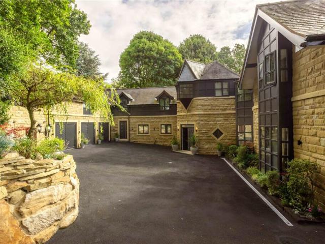Farm for sale in Horsforth