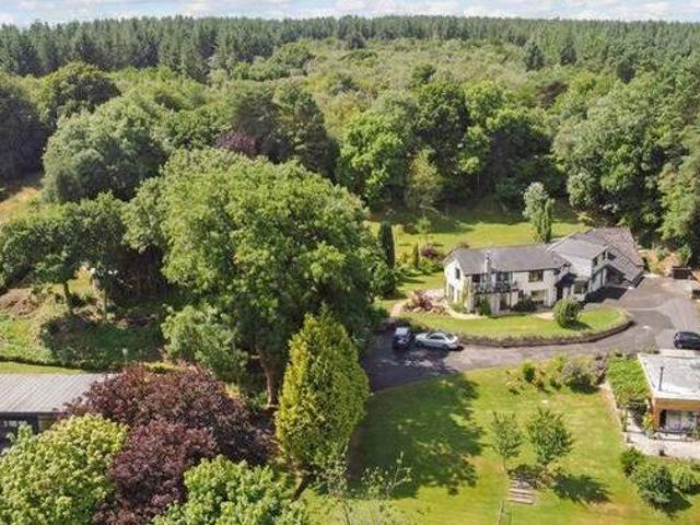 House for rent in Lyons, Greater London