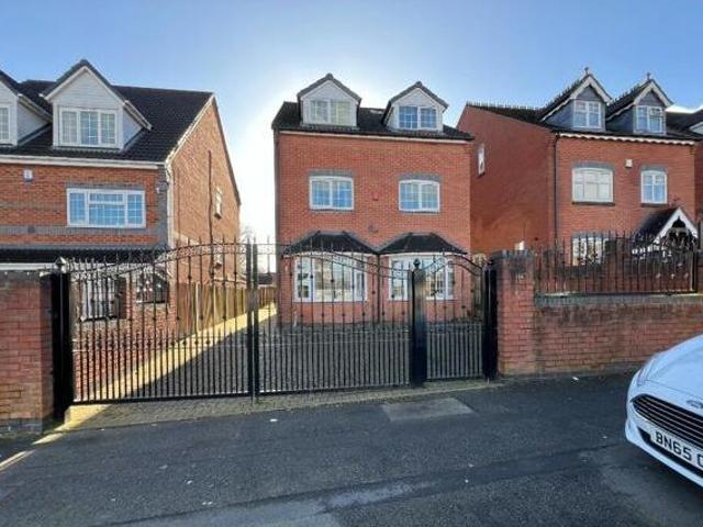House for sale in Wylde Green, Sutton Coldfield