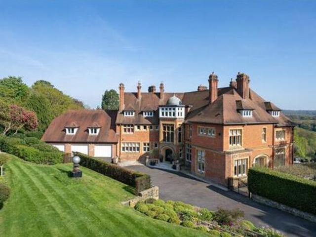 House for sale in Sandown Park, Kent