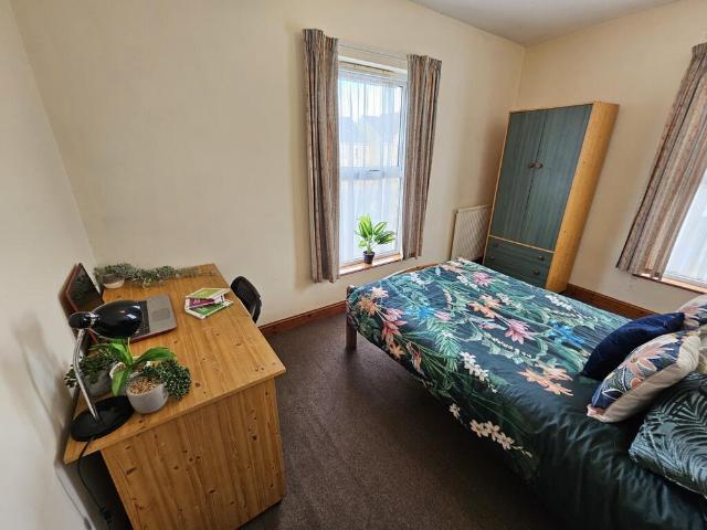 House for rent in Heigham Grove, East Bank