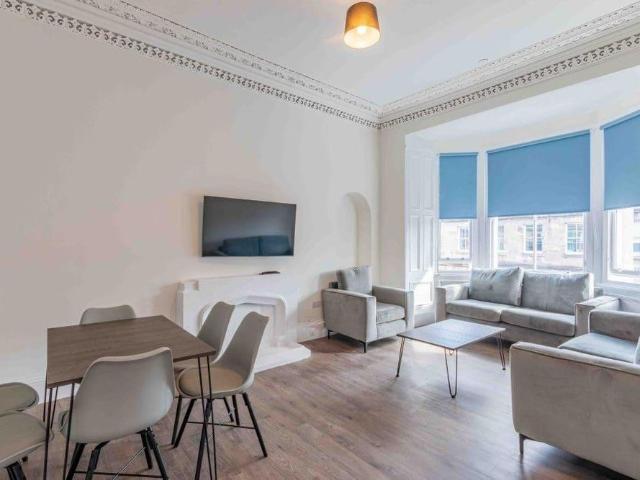 Room for rent in St Leonards, Newington