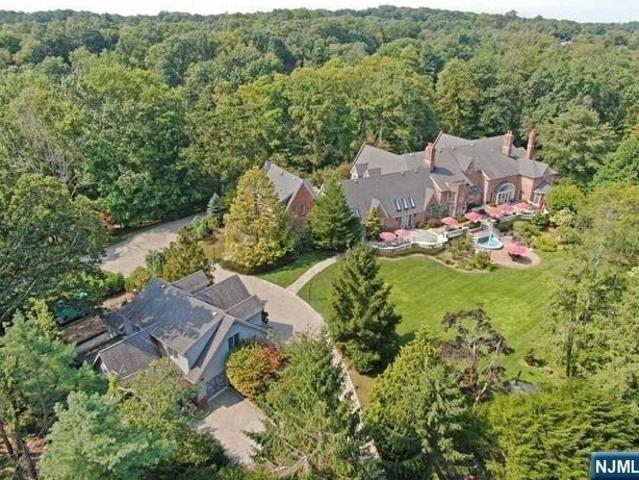 House for sale in Franklin Lakes, New Jersey