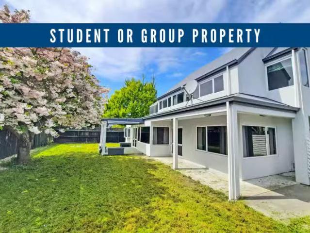 House for rent in Chaslands, Canterbury
