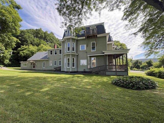 House for sale in Plantsville, Vermont