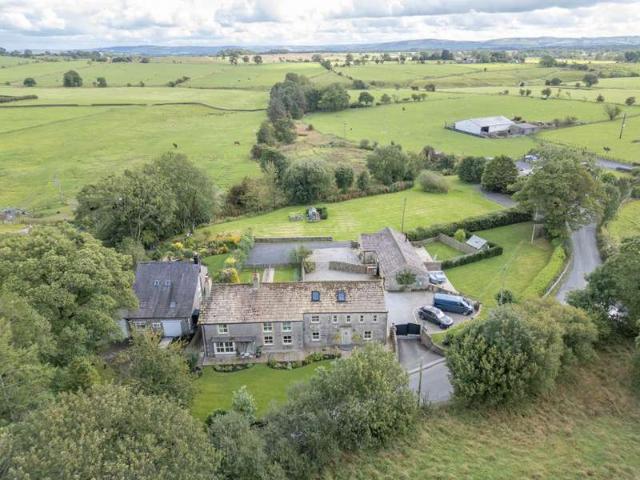 House for sale in Gisburn Forest, Paradise