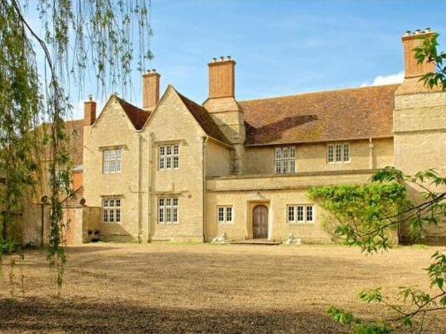 House for sale in City of London, Greater London