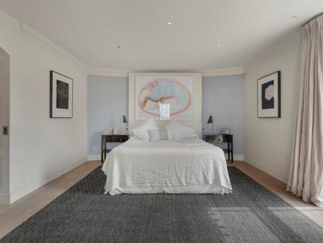 House for sale in Hampstead, Greater London