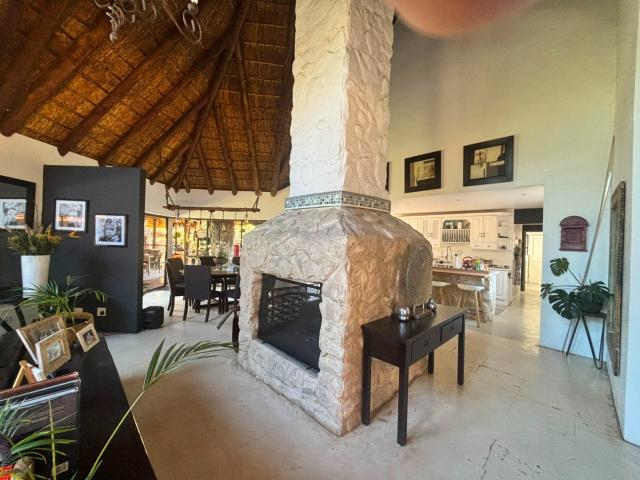 House for sale in Hartbeespoort Dam Nature Reserve, North West