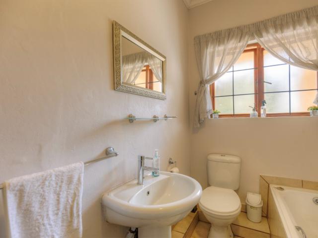 House for sale in Waterkloof, Gauteng