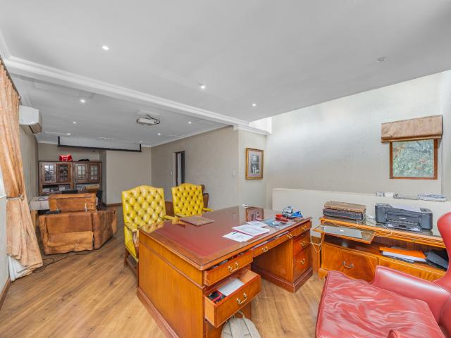 House for sale in Waterkloof, Gauteng