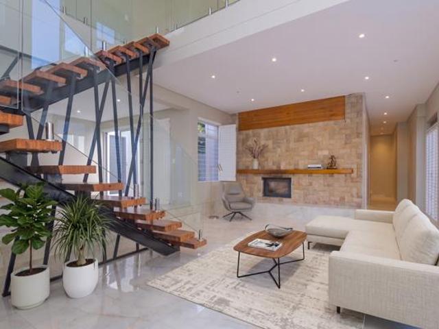 House for sale in Cape Town, Western Cape