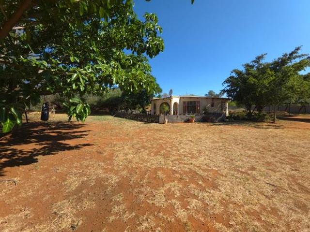 House for sale in Hartbeespoort Dam Nature Reserve, North West