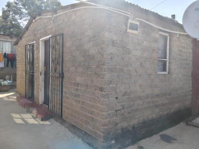 House for sale in West Rand Garden estates, Westonaria Local Municipality