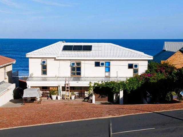 House for sale in Jongensfontein, Garden Route District Municipality