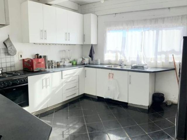 House for sale in Cape Town, Western Cape