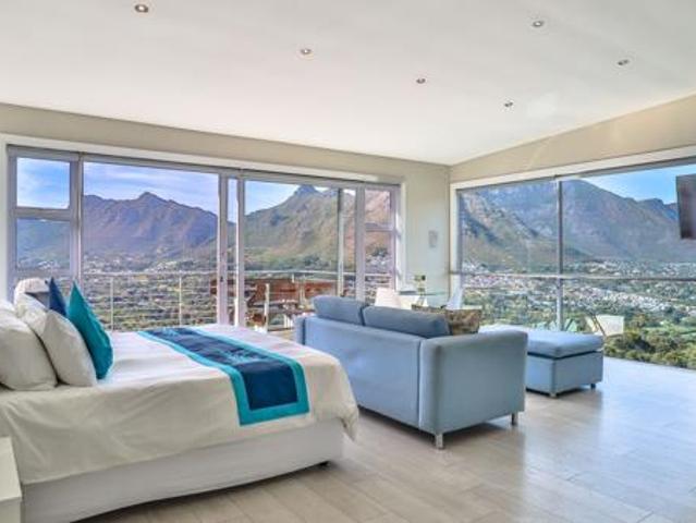 House for sale in Cape Town, Western Cape