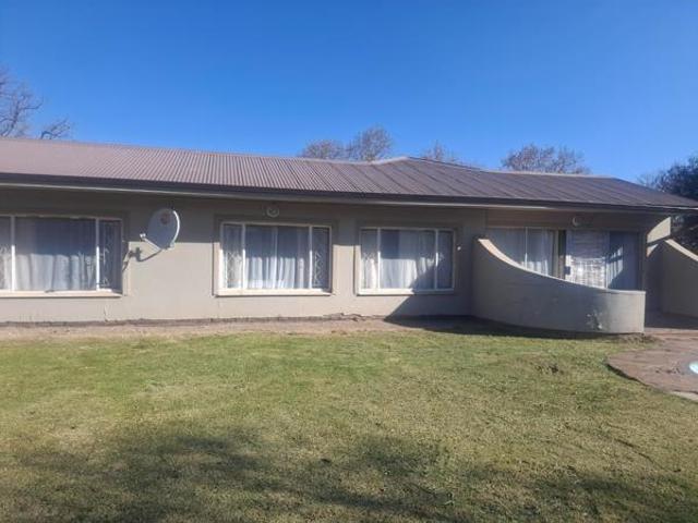 House for sale in Queenstown, Eastern Cape