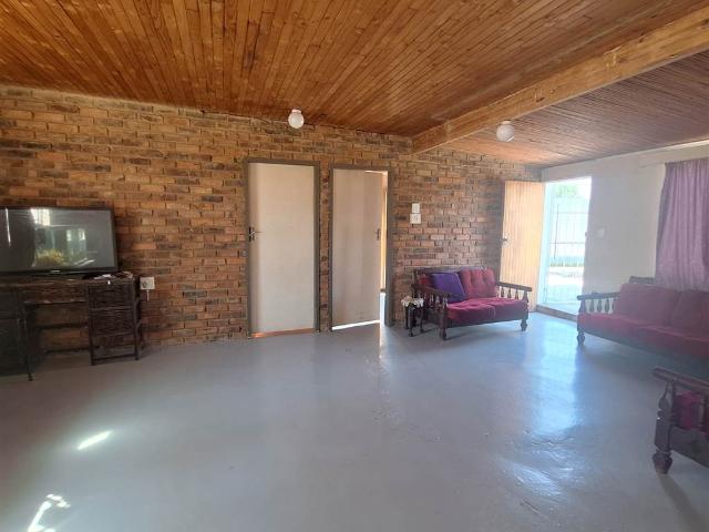 House for sale in Frankfort, Free State