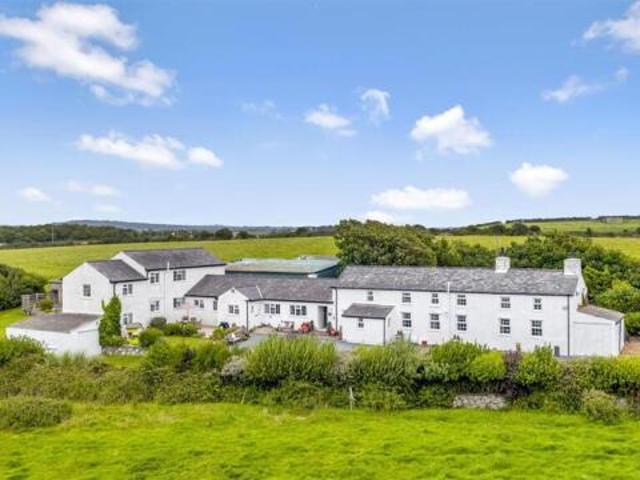 House for sale in Llanfihangel yn Nhowyn, Caergeiliog
