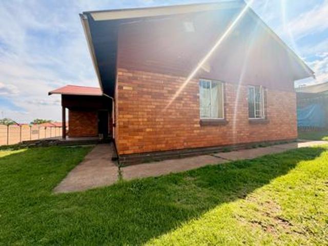 House for sale in Vanderbijlpark, Emfuleni Local Municipality