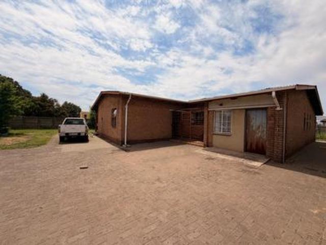 House for sale in Vanderbijlpark, Emfuleni Local Municipality