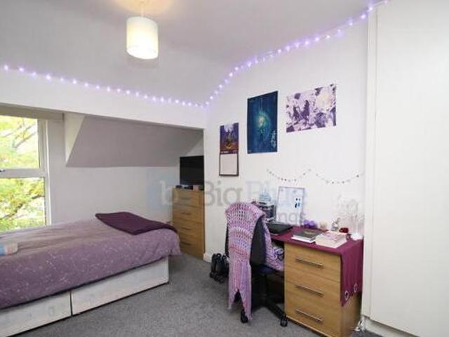 House for sale in Headingley, West Yorkshire