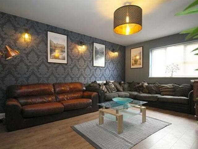 House for sale in Elmfield, Leicestershire