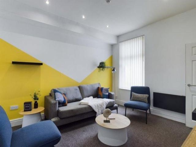Room for rent in Littleover, East Midlands