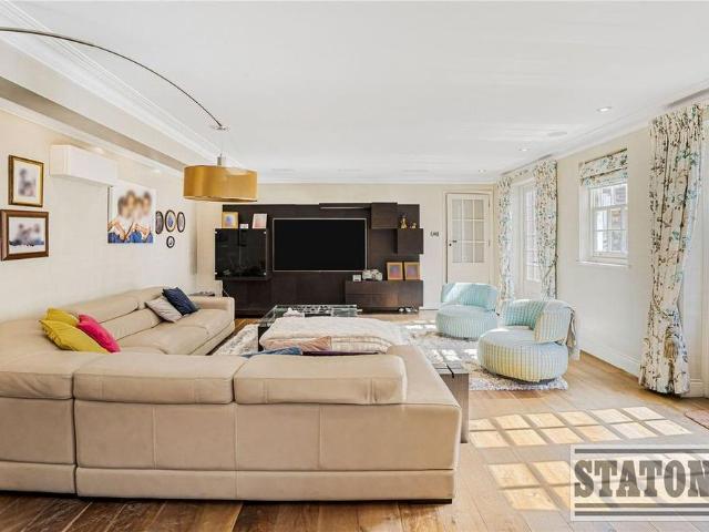 House for rent in Hertford, Colliers End