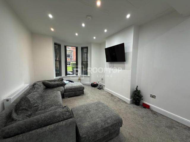 House for rent in Hyde Park, West Yorkshire