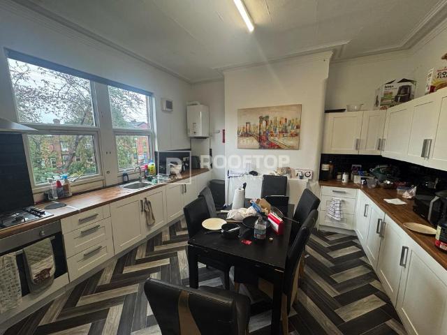 House for rent in Hyde Park, West Yorkshire