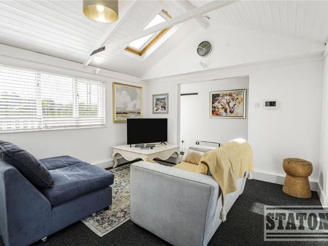 House for rent in Hertford, Colliers End
