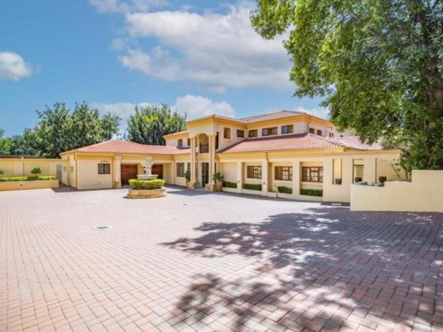 House for rent in Waterkloof, Gauteng