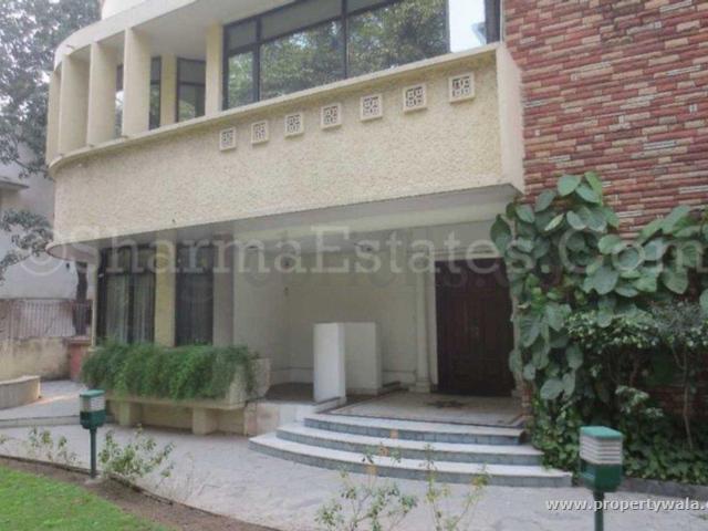 House for rent in Deri