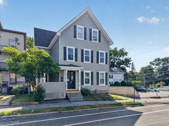 House for sale in Downtown, Manchester