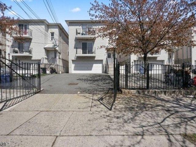 House for sale in Newark, New Jersey